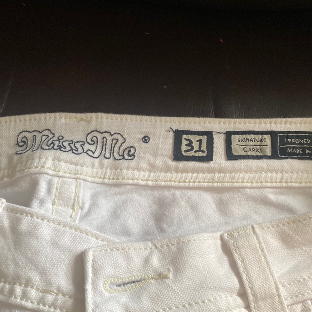 Miss Me Signature Capri